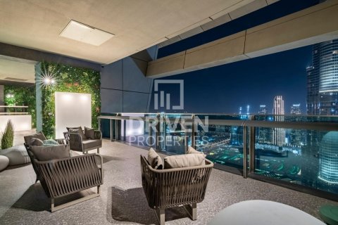 Penthouse de 4 chambres à Burj Vista, UAE No. 206396 3