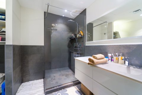 Квартира с 2 спальнями в Дубай Марина, ОАЭ №156464 10