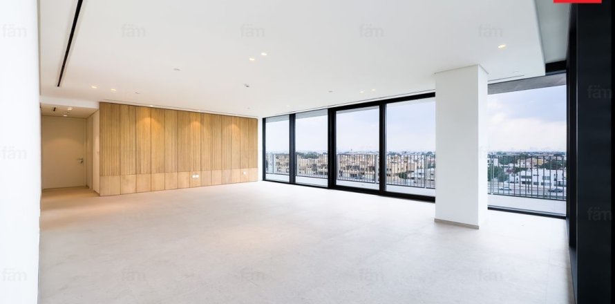 4 bedrooms Apartment in Dubai, UAE No. 142530