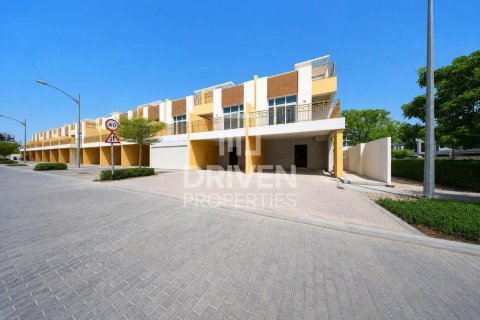 Townhouse de 3 dormitorios en Dubai, UAE No. 209252 28