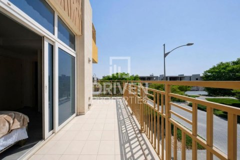 Townhouse de 3 dormitorios en Dubai, UAE No. 209252 25