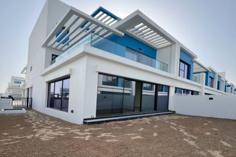 Appartement de 5 chambres à Damac Lagoons, UAE No. 144789 11