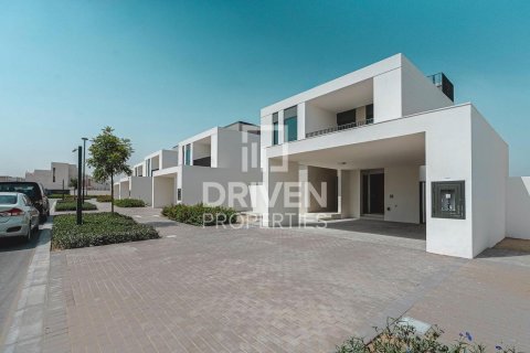 4 bedrooms Villa in EMAAR South, UAE No. 192902 28