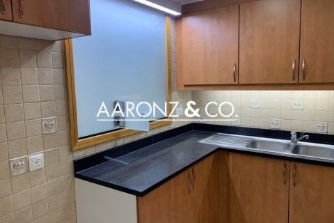 Квартира с 2 спальнями  №132771 14