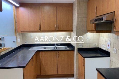 Квартира с 2 спальнями  №132771 13