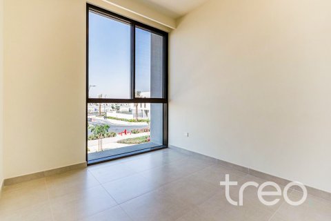 Townhouse de 4 dormitorios en The Valley, UAE No. 174093 8