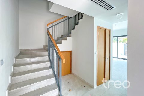 Townhouse de 4 dormitorios en Dubai, UAE No. 174094 6