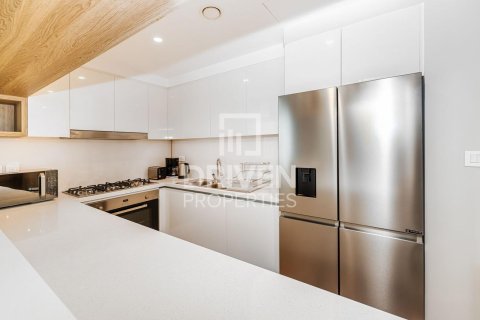 Apartment de 3 dormitorios en Downtown Views II, UAE No. 84445 15