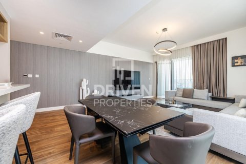 Apartment de 3 dormitorios en Downtown Views II, UAE No. 84445 2
