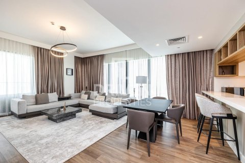 Apartment de 3 dormitorios en Downtown Views II, UAE No. 84445 3