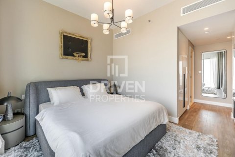 Apartment de 3 dormitorios en Downtown Views II, UAE No. 84445 10