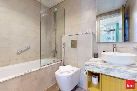 2 bedrooms Apartment in Business Bay, UAE No. 143716 12