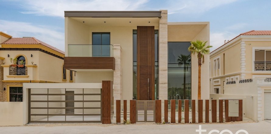 Villa de 6 dormitorios en Jumeirah Park, UAE No. 206068
