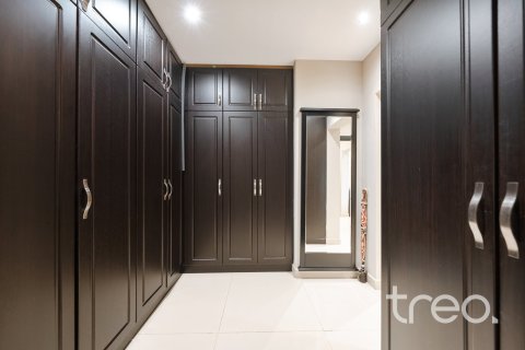 Villa de 4 dormitorios en The Villa, UAE No. 206095 14
