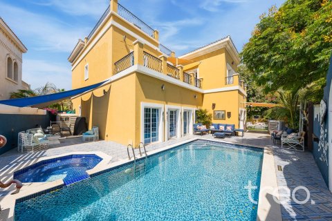 Villa de 4 dormitorios en The Villa, UAE No. 206095 31