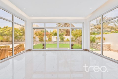 Villa de 4 dormitorios en Meadows, UAE No. 206092 4