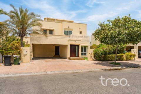 Villa de 4 dormitorios en Meadows, UAE No. 206092 18