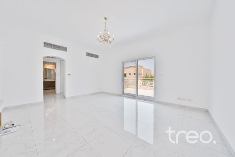 Villa de 4 dormitorios en Meadows, UAE No. 206092 11