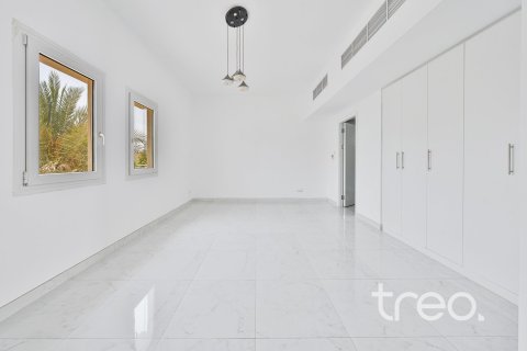 Villa de 4 dormitorios en Meadows, UAE No. 206092 13