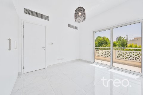 Villa de 4 dormitorios en Meadows, UAE No. 206092 9