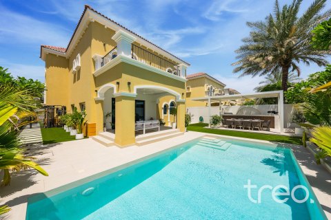 Villa de 4 dormitorios en Legacy, UAE No. 206091