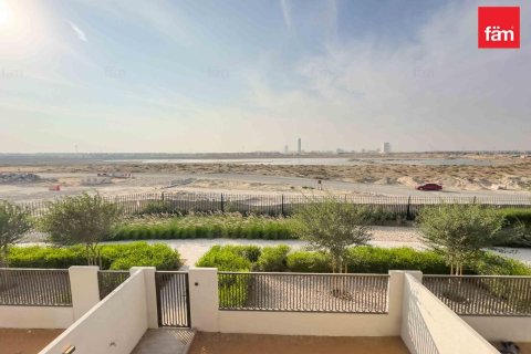 Villa de 4 dormitorios en Dubai, UAE No. 135618 24