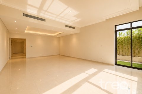 5 bedrooms Townhouse in DAMAC Hills (Akoya by DAMAC), UAE No. 199137 3