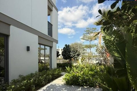 Villa de 4 dormitorios  No. 114392 10