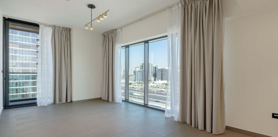 Apartment de 2 dormitorios en Dubai, UAE No. 164834
