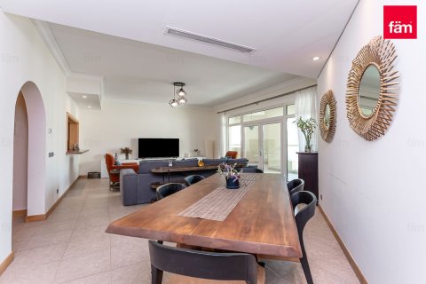 2 bedrooms Apartment in Palm Jumeirah, UAE No. 164833 7