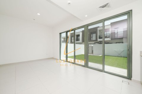 3 غرف نوم فيلا في Dubai South (Dubai World Central), الإمارات العربية المتحدة رقم 165163 3