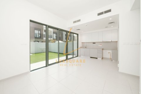 3 غرف نوم فيلا في Dubai South (Dubai World Central), الإمارات العربية المتحدة رقم 165163 4