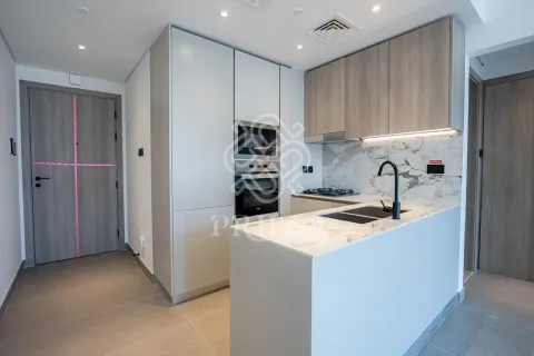 Studio Apartment in Jumeirah Village Circle, UAE No. 165167 6