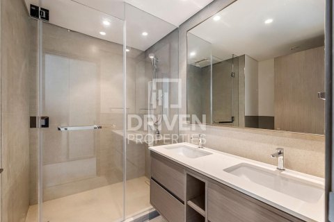 Apartment de 2 dormitorios en Opera District, UAE No. 84478 12