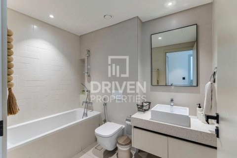 Квартира с 1 спальней в EMAAR Beachfront, ОАЭ №193476 8