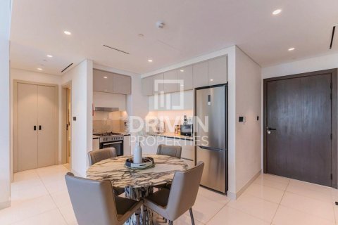 Квартира с 1 спальней в EMAAR Beachfront, ОАЭ №193476 3