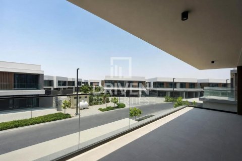 Вилла с 5 спальнями в Dubai Land, ОАЭ №193480 28