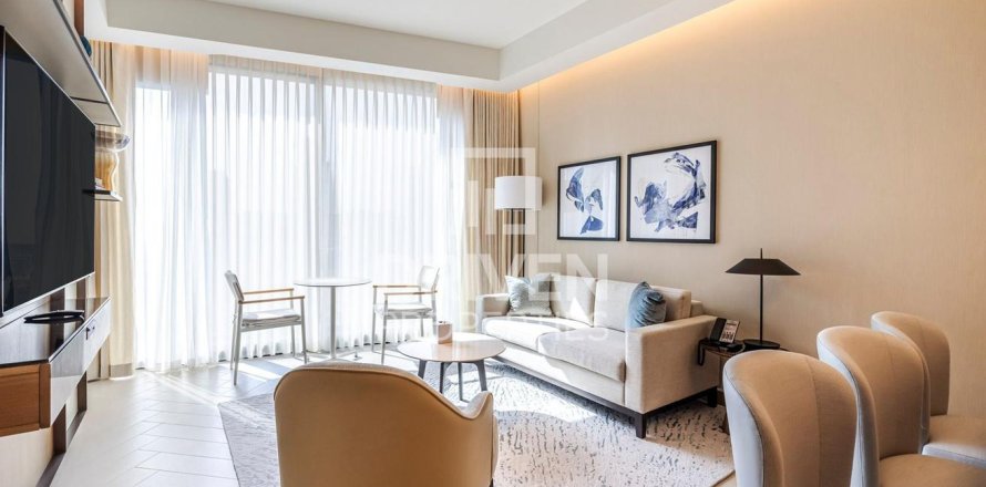 Квартира с 2 спальнями в The Address Residences Dubai Opera, ОАЭ №191690