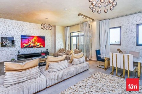 Пентхаус с 4 спальнями в Умм-Сукейм, ОАЭ №146336 7