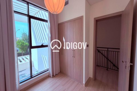 Townhouse de 3 dormitorios en Dubai, UAE No. 184799 3