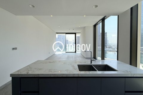 Apartment de 2 dormitorios en Business Bay, UAE No. 184802 8