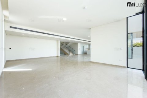 5 bedrooms Villa in Dubai Hills Estate, UAE No. 205347 4