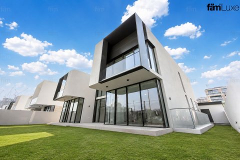 5 bedrooms Villa in Dubai Hills Estate, UAE No. 205347