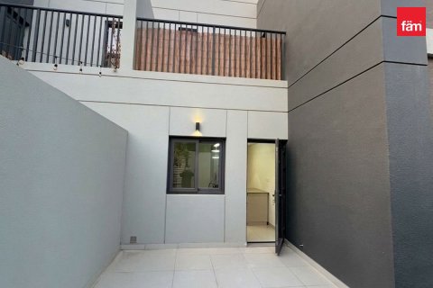 2 bedrooms Villa in Dubai, UAE No. 205351 12