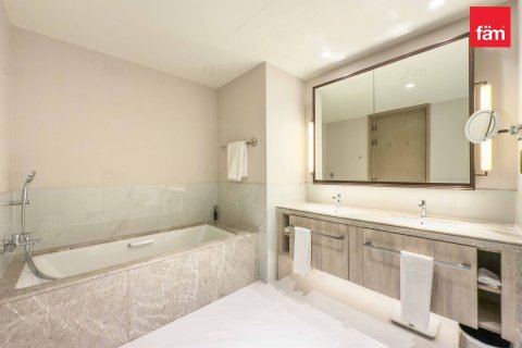 Квартира с 2 спальнями в Дубай, ОАЭ №137502 16