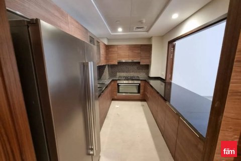 2 bedrooms Apartment in Dubai, UAE No. 137499 5