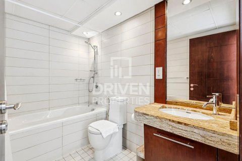 2 bedrooms Apartment in Burj Views, UAE No. 192576 16