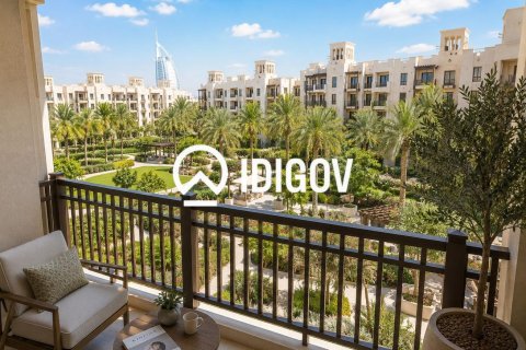 Apartment de 3 dormitorios en Umm Suqeim 3, UAE No. 205876 9
