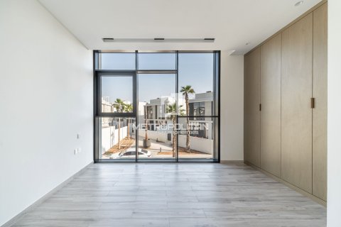 Townhouse de 2 dormitorios No. 129019 15