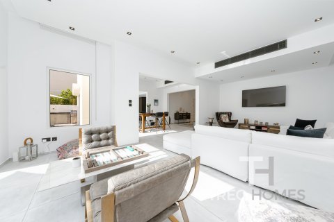 Villa de 4 dormitorios en Meadows, UAE No. 81764 5